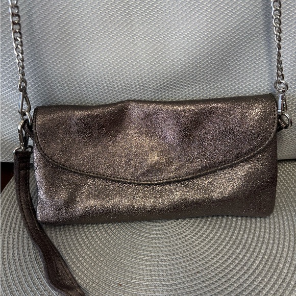 Street Level Crossbody/Wristlet in platinum sparkle. Like new. - Picture 1 of 3